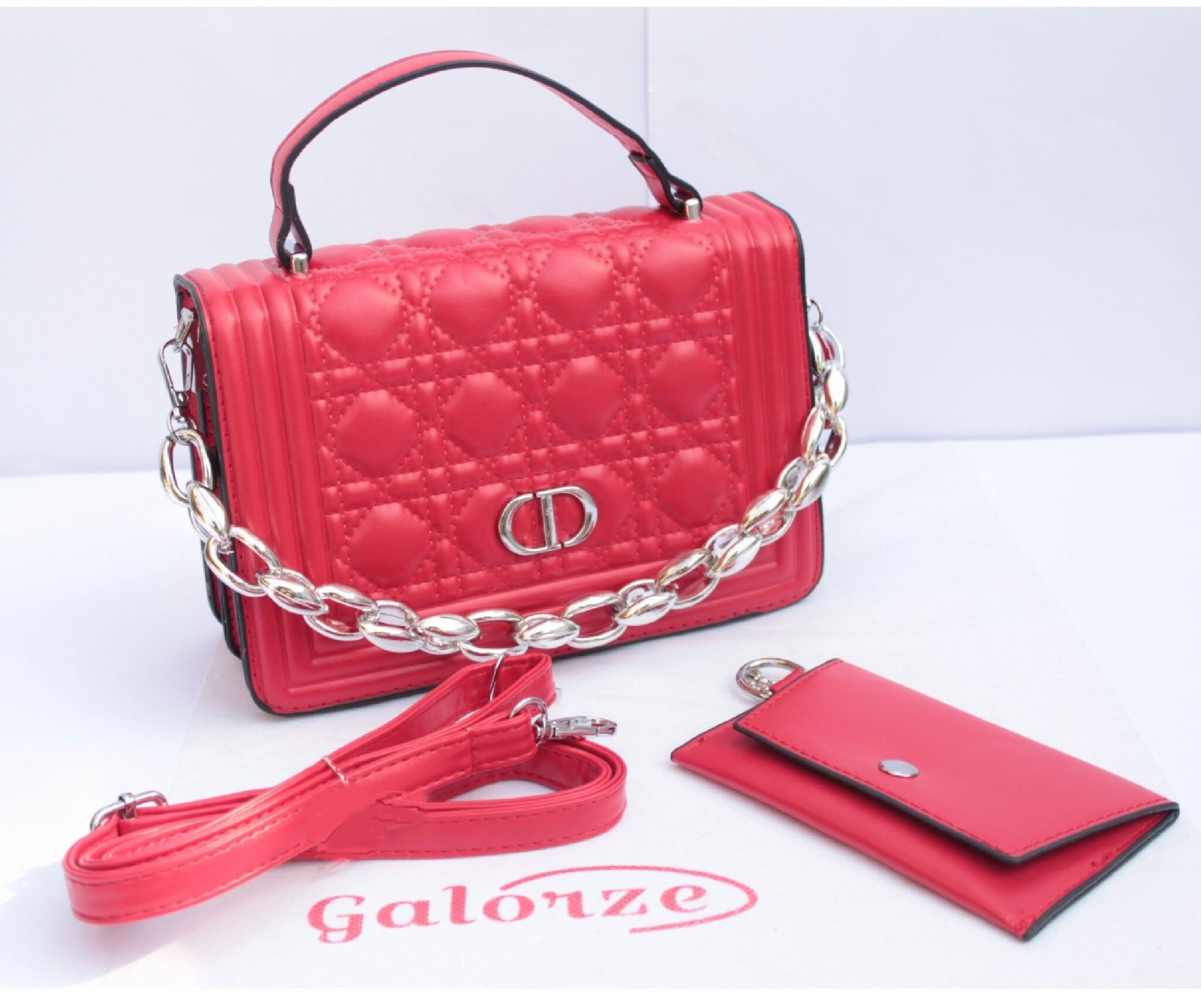 Galorze: Scarlet red crossbody bag, smart bag with a keychain pouch.
