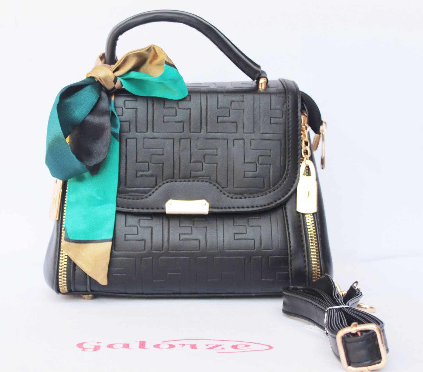 black arbor crossbody bag, compact size ,stylish and fashionable bag for girls.