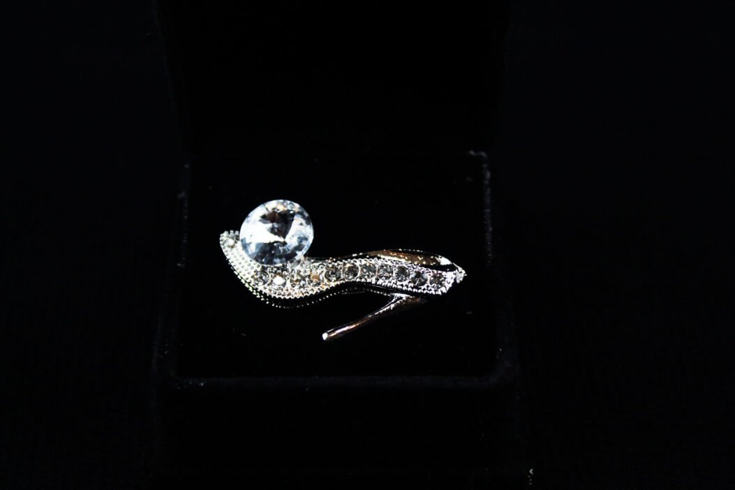silver scarf pin
