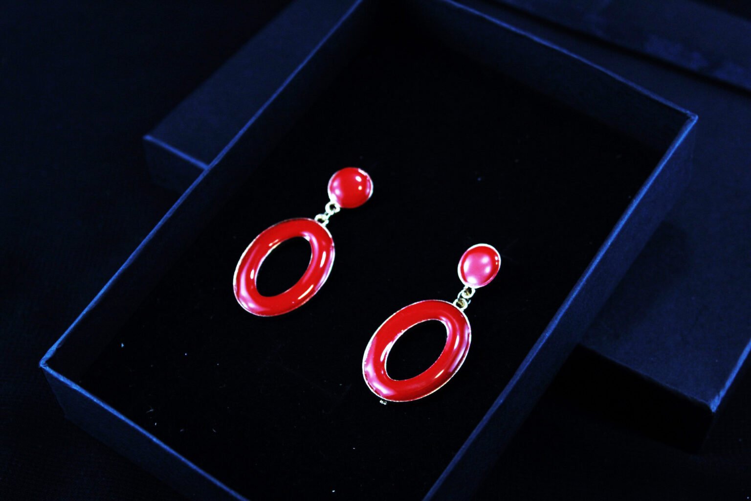 modern earrings red