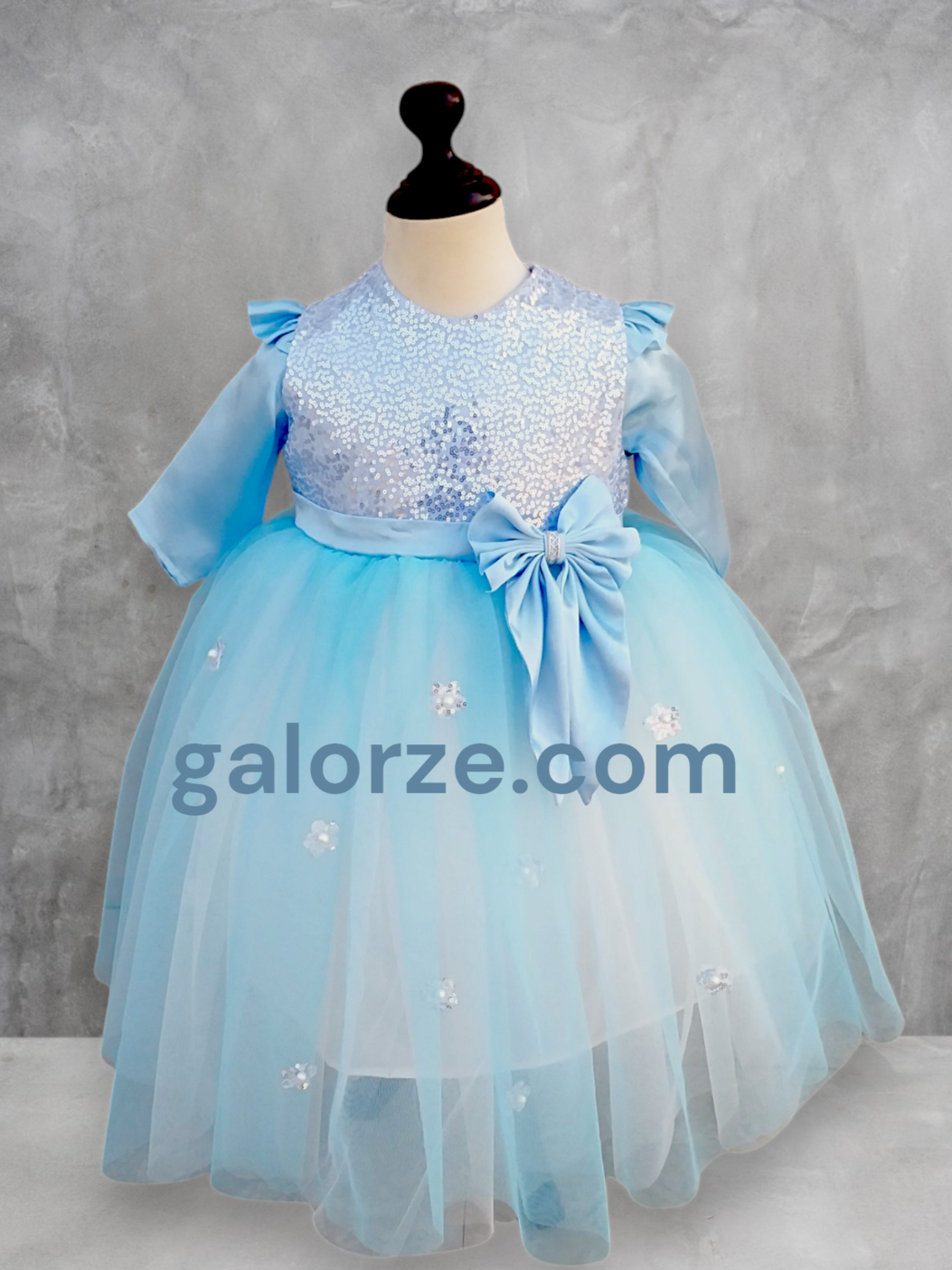 Flower-bow frock - Image 2