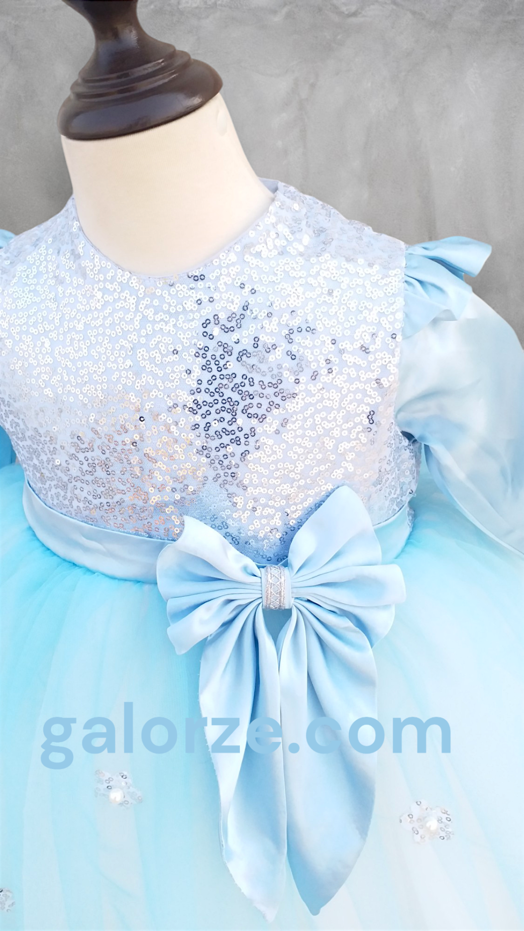 Flower-bow frock - Image 4