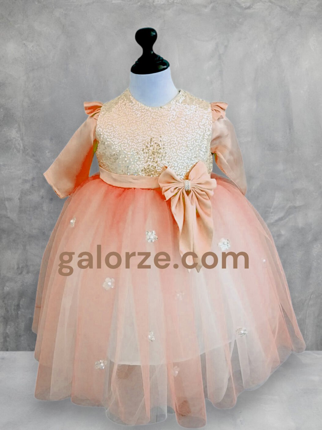 Flower-bow frock - Image 8