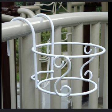 Metal Flower Pot/Planter Hanger